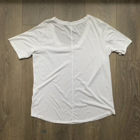 Aritzia Babaton T-shirt Tee Short Sleeve relaxed fit crew neck white Size XXS - Picture 14 of 16